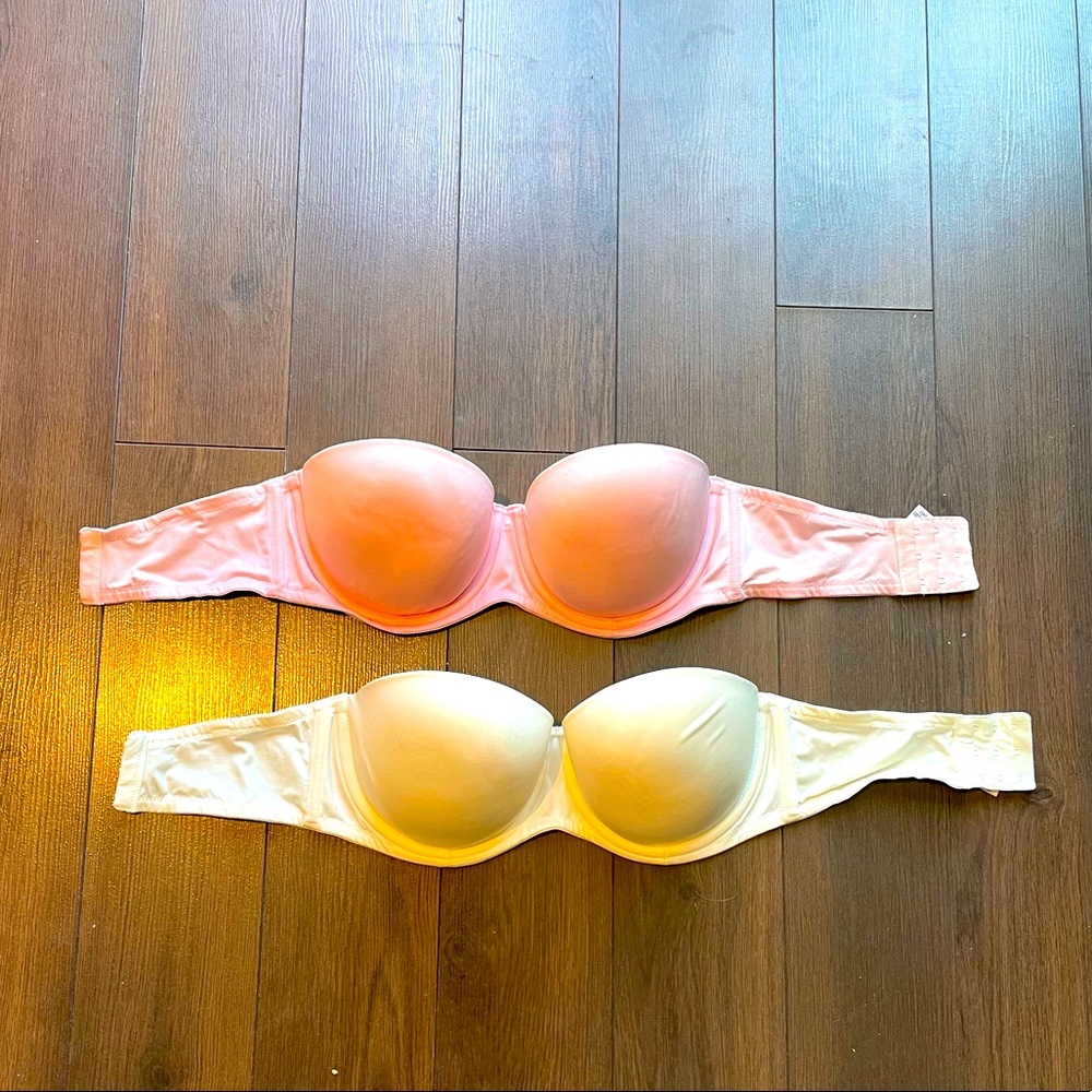 2 Strapless Victoria Secret push up bras 34D